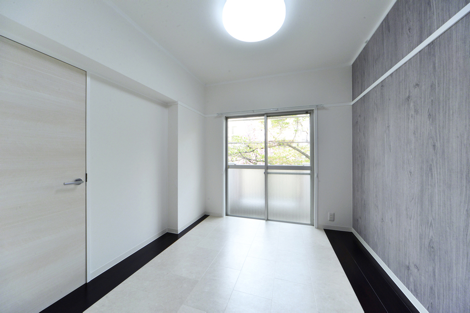<a href="/example/archives/42">【2DK】シンプル&モダン </a>
